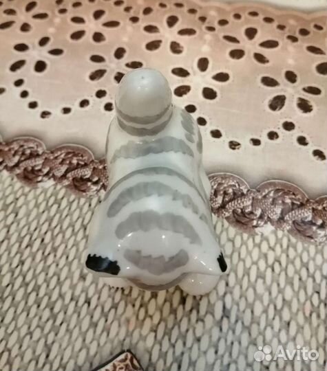 Статуэтка котенок