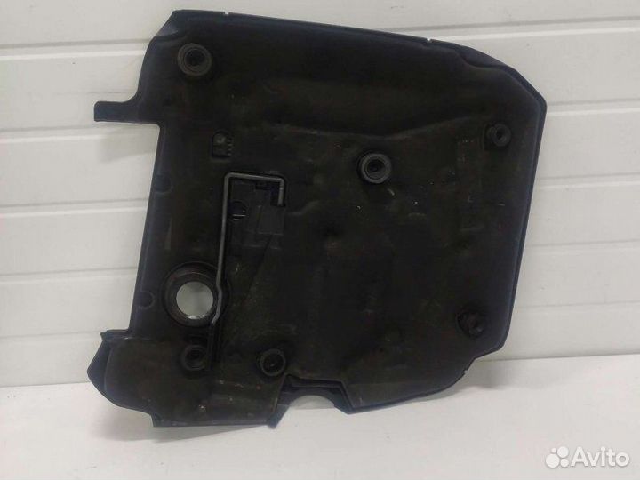 Крышка двигателя Mercedes C W203