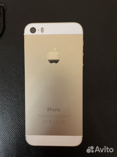 Телефон iPhone 5s