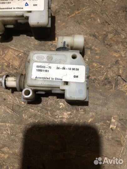 Активатор лючка бензобака опель астра j круз