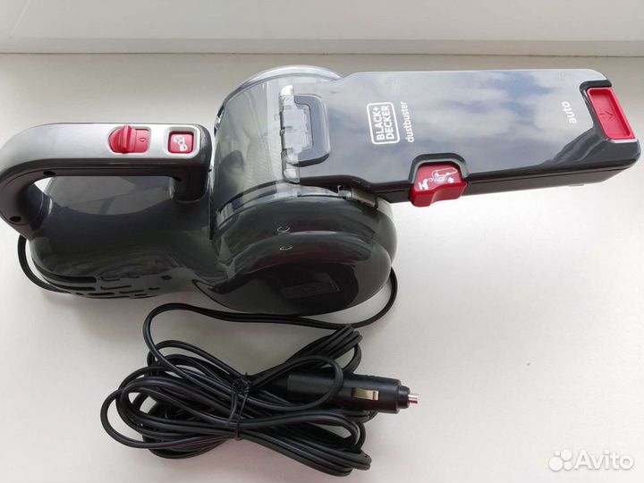 Автомобильный пылесос