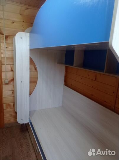 Двухъярусная кровать бу