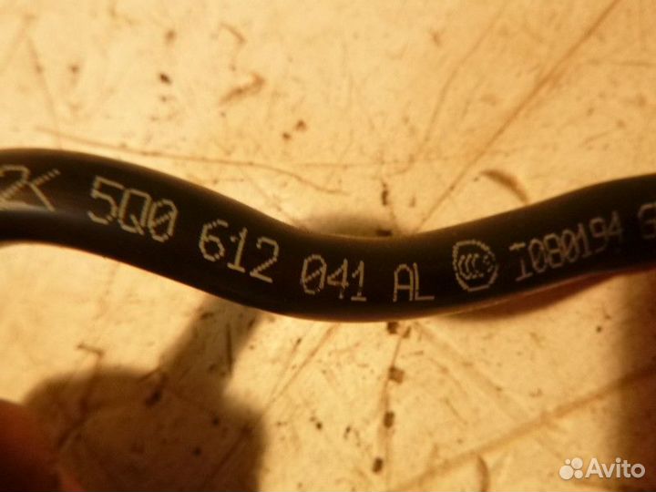 Трубка пластиковая skoda octavia octavia (A7) 2013