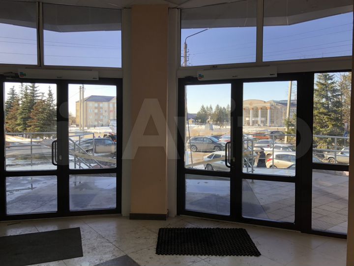 Торговая площадь, 438 м²
