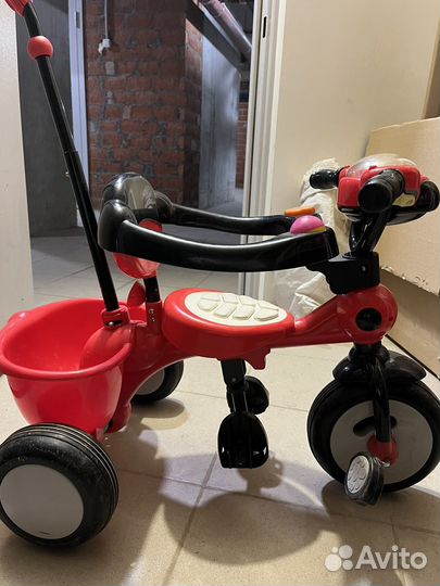 Детский велосипед с ручкой