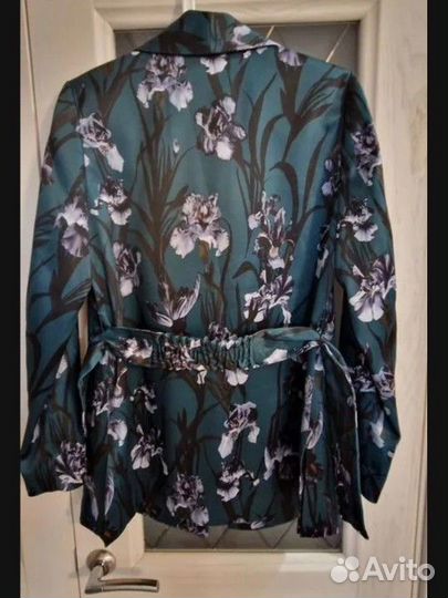 Пиджак жакет женский атласный на поясе HM 46