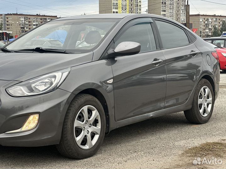 Hyundai Solaris 1.4 AT, 2011, 222 550 км