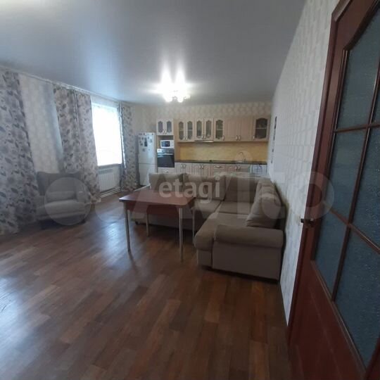 Коттедж 188,5 м² на участке 9 сот.