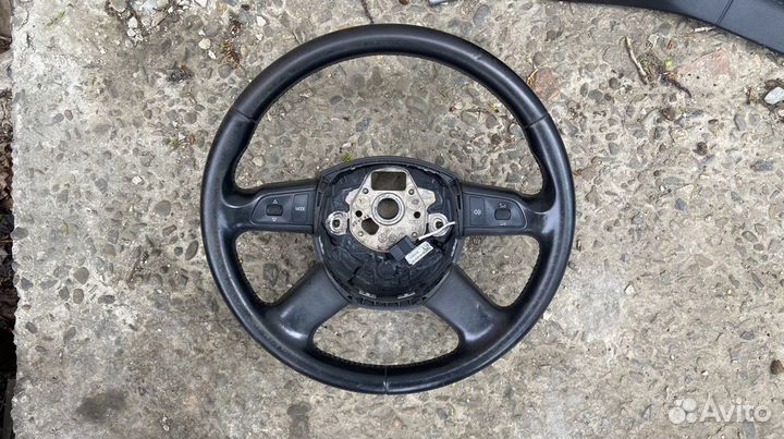 Руль Audi A8 D3