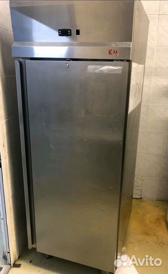 Холодильный шкаф из нержавейки б/у