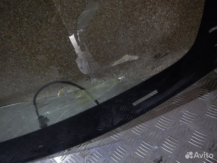 Стекло лобовое (ветровое) Kia Sportage