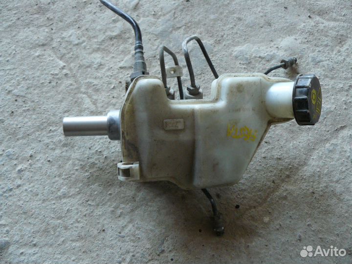 Цилиндр тормозной главный Ford Fiesta 2007