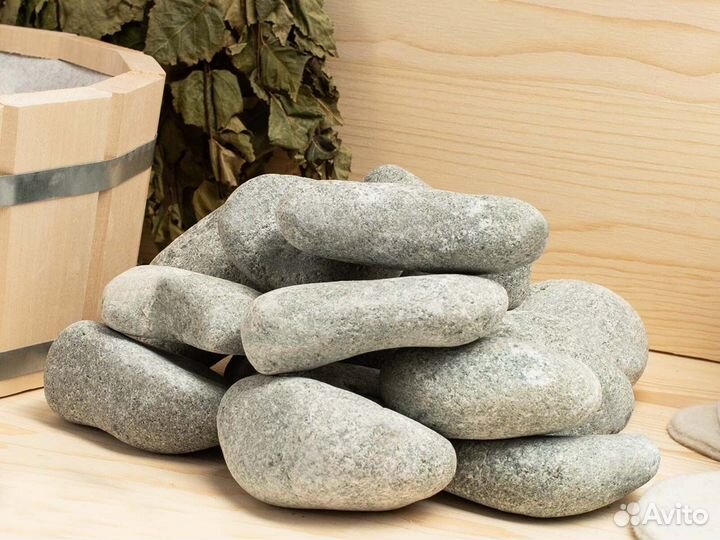 Жадеит шлифованный