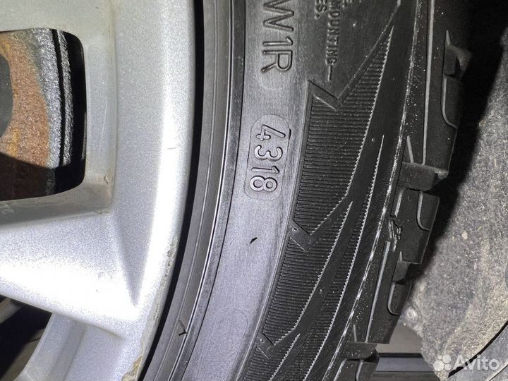 Комплект оригинальных колес Ауди