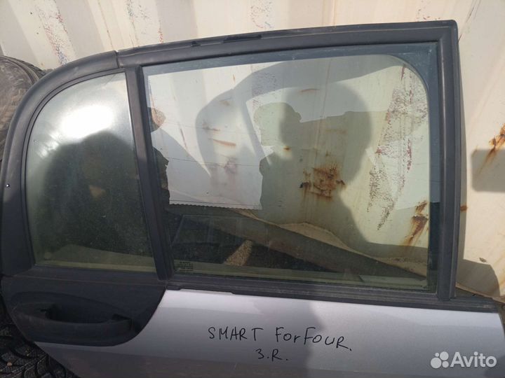 Дверь задняя правая Smart ForFour