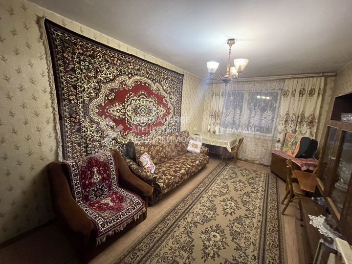 2-к. квартира, 50 м², 3/5 эт.