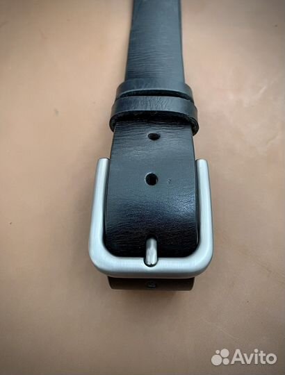 Мужской кожаный ремень темно-коничневый