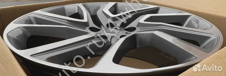 Диски на Range Rover Vogue R22