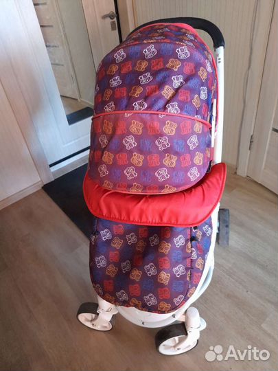 Прогулочная коляска