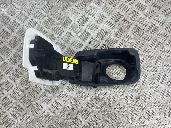 Лючок топливного бака citroen berlingo B9