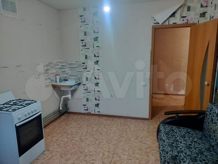 1-к. квартира, 42 м², 1/3 эт.