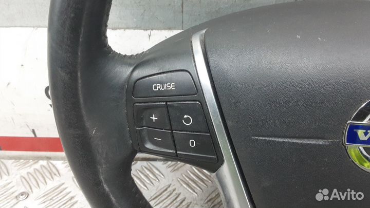 Рулевое колесо volvo V70 3