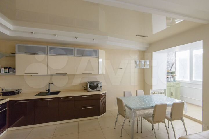 4-к. квартира, 138 м², 15/17 эт.