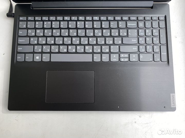 Мощный ноутбук Lenovo 256ssd/8gb ddr4/2 видеокарты