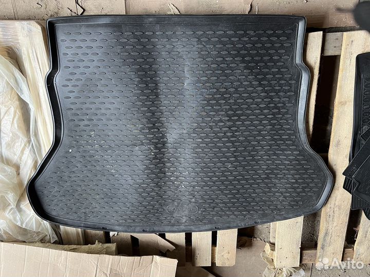 Ковер в багажник Hyundai Solaris