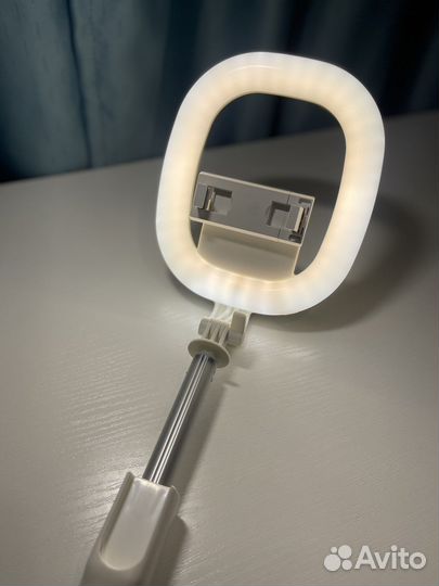 Кольцева лампа с bluetooth пультом для телефона