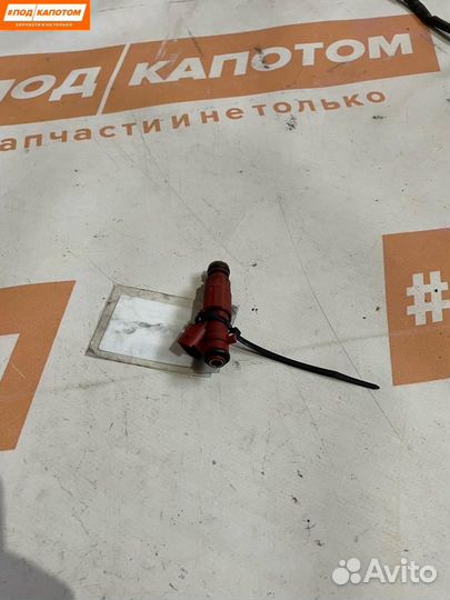 Форсунка топливная Kia Sportage 4 2017 35310-25000