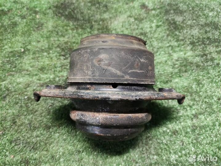 Опора двигателя нижняя Mercedes Benz ML W164 2007