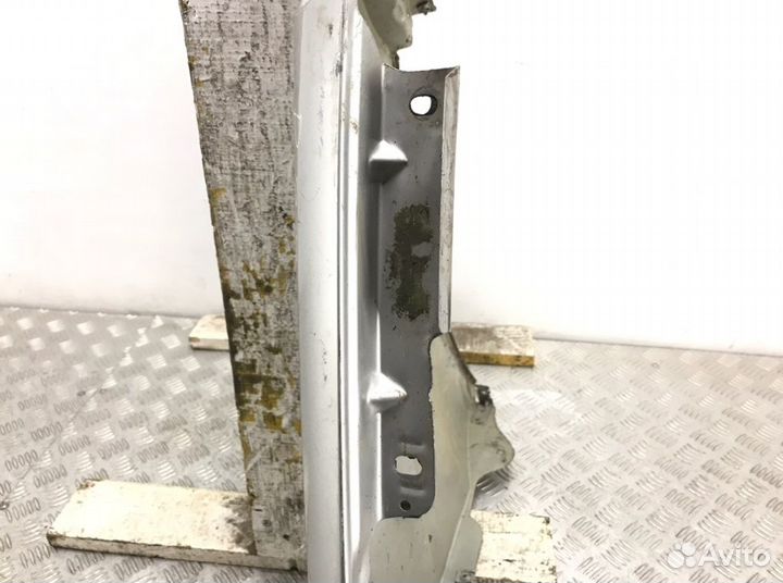 Крыло переднее левое Opel Vivaro 1.9 cdti 2006