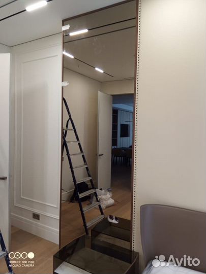 Зеркала настенные