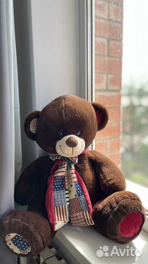 Плюшевый медведь