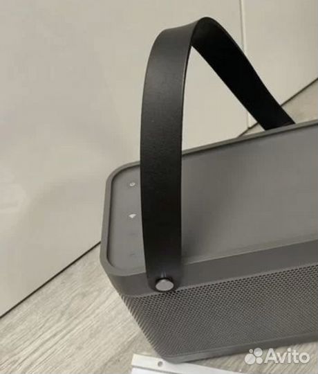 Беспроводная колонка Bang Olufsen Beolit 12
