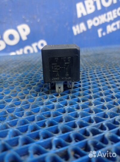 Реле Kia Clarus седан T8 2000