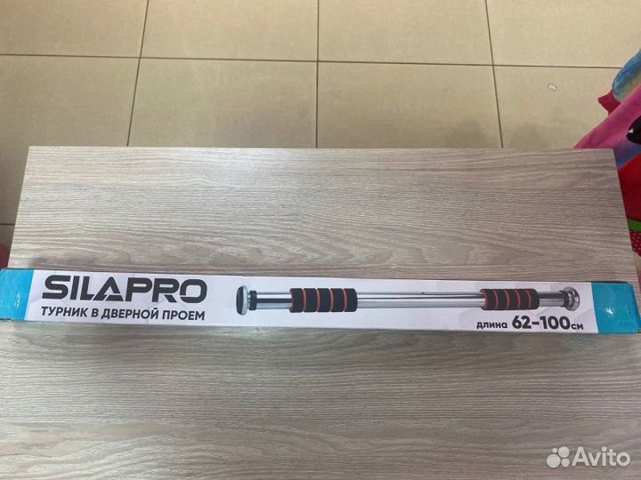 Турник в дверной проем регулируемый