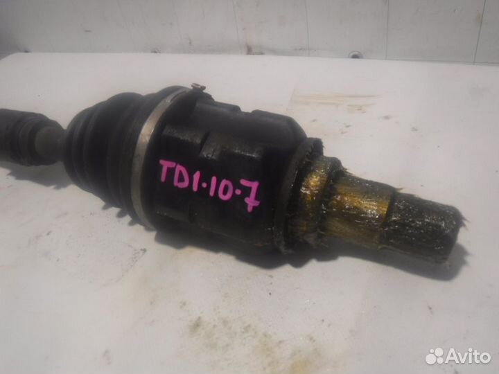 Привод toyota avensis AZT250 1AZ-FSE 2WD A/T Перед