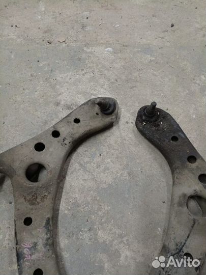 Рычаги на ipsun 2003г