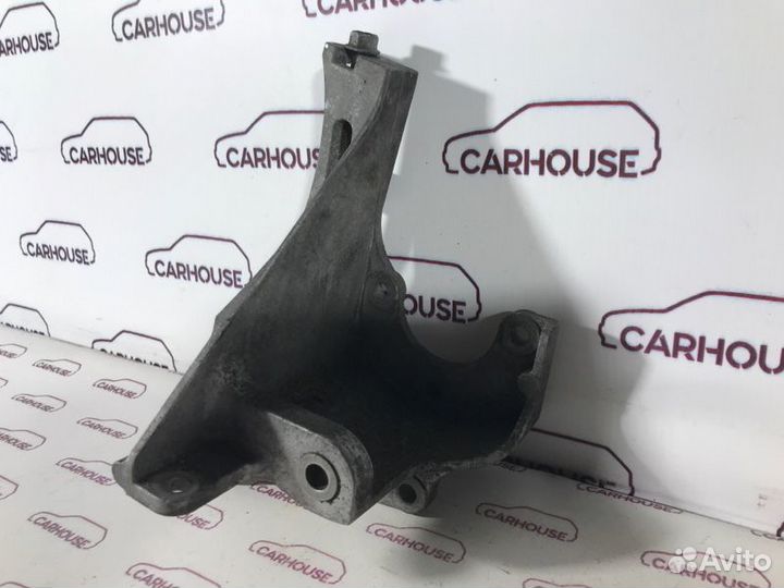 Кронштейн гидроусилителя Subaru Impreza 2.0 EJ20