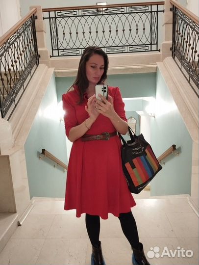 Бэк-вокалист, вокалист,аккомпаниатор,пианистка,хор