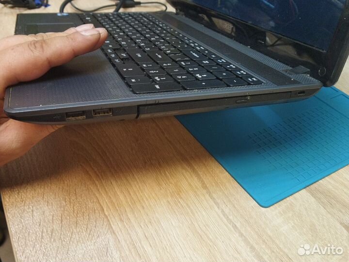 Acer aspire 5749