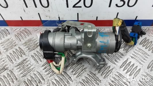 Замок зажигания KIA carens 3 (ZML15J101)