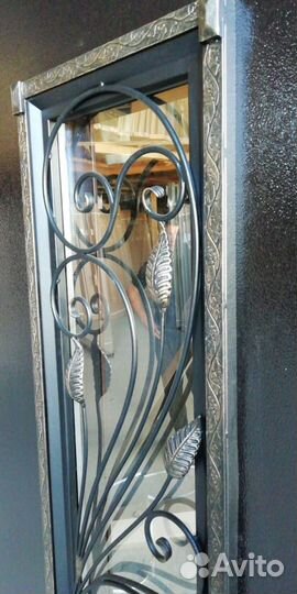 Входная дверь для дома