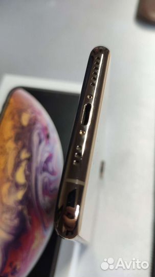 iPhone xs 64 gb