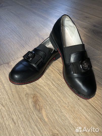 Туфельки для девочки 33 размер
