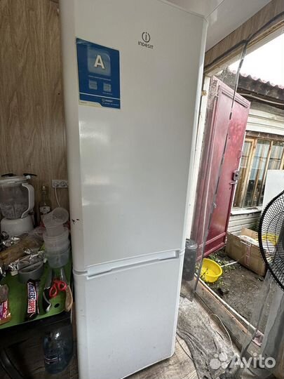 Холодильник бу