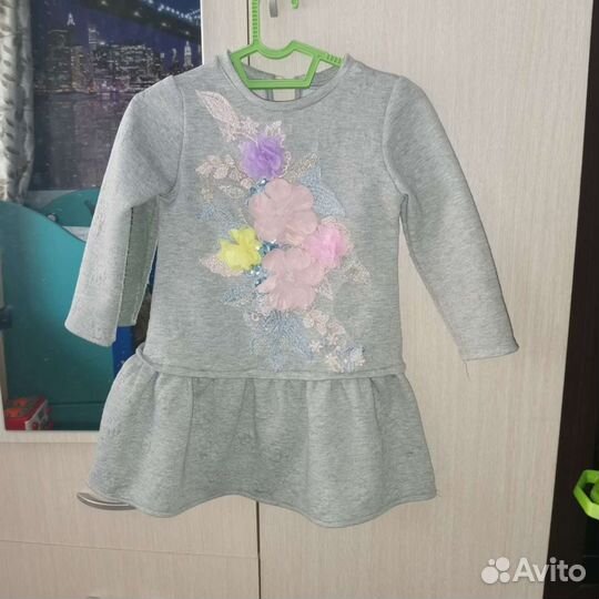 Платье на девочку 4-5 лет