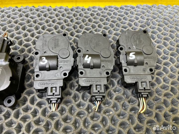 Моторчик заслонки печки Jaguar Xf X250 3.0 V6